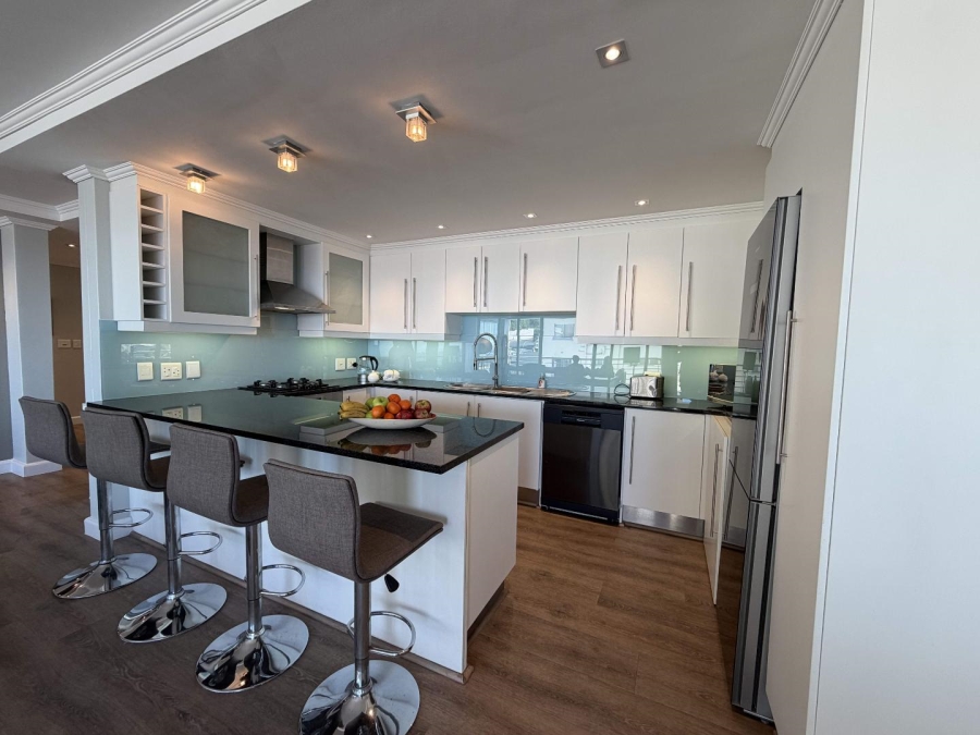 To Let 3 Bedroom Property for Rent in Sea Point Western Cape